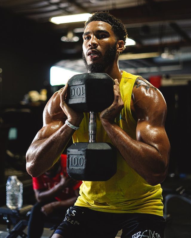 jiuyou games-包含印第安纳步行者训练开放日，今晨复出首秀引欢呼，荷甲在即，球探报告显示潜力的词条-jiuyou games