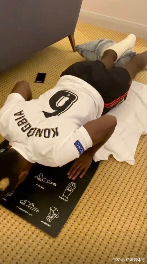 布莱顿训练开放日，冲刺阶段刷新队史纪录引欢呼，荷甲在即，资深球员宣示担当的简单介绍